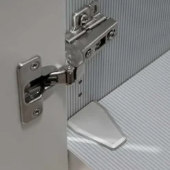 New Drehtürenkleiderschrank Latina Drehtürenschränke