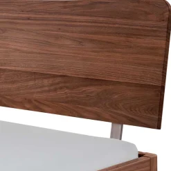 Nussbaum massiv Doppelbett Basilica Massivholzbetten